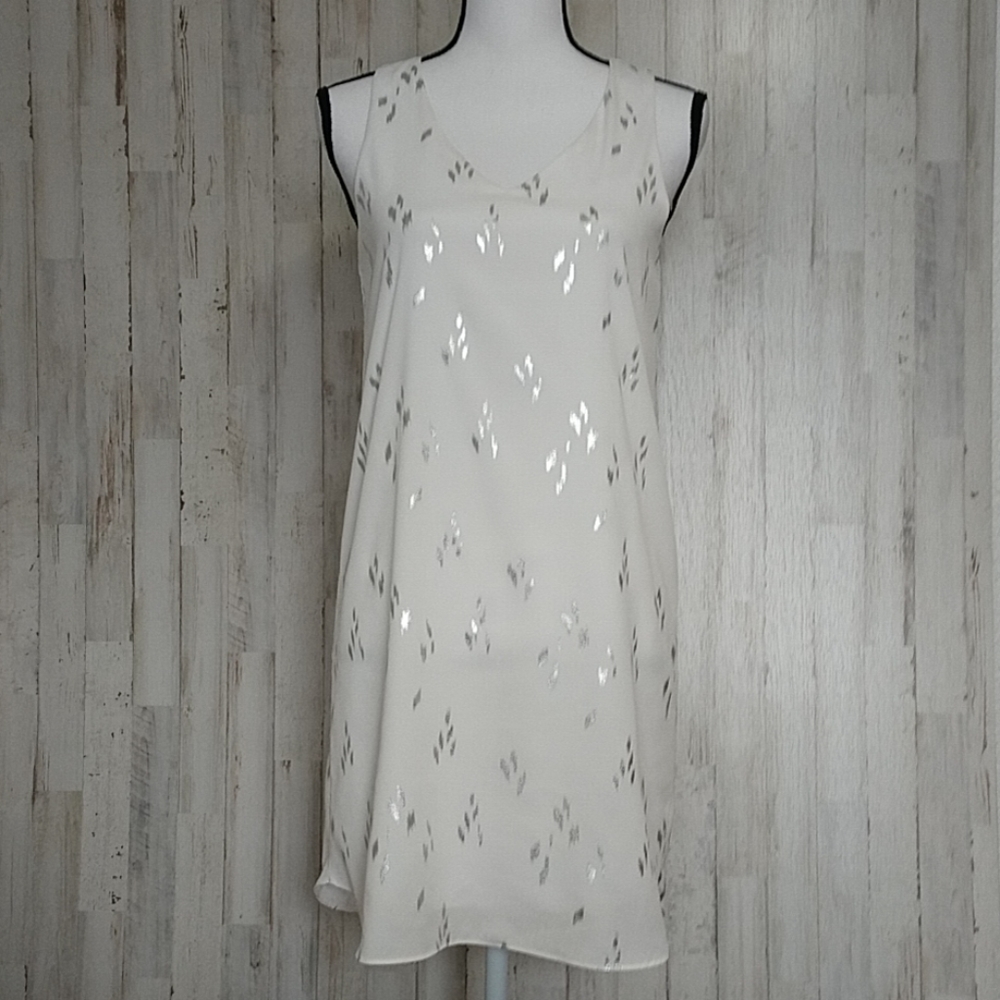 Everly White & Silver Sleeveless V-Neck Dress